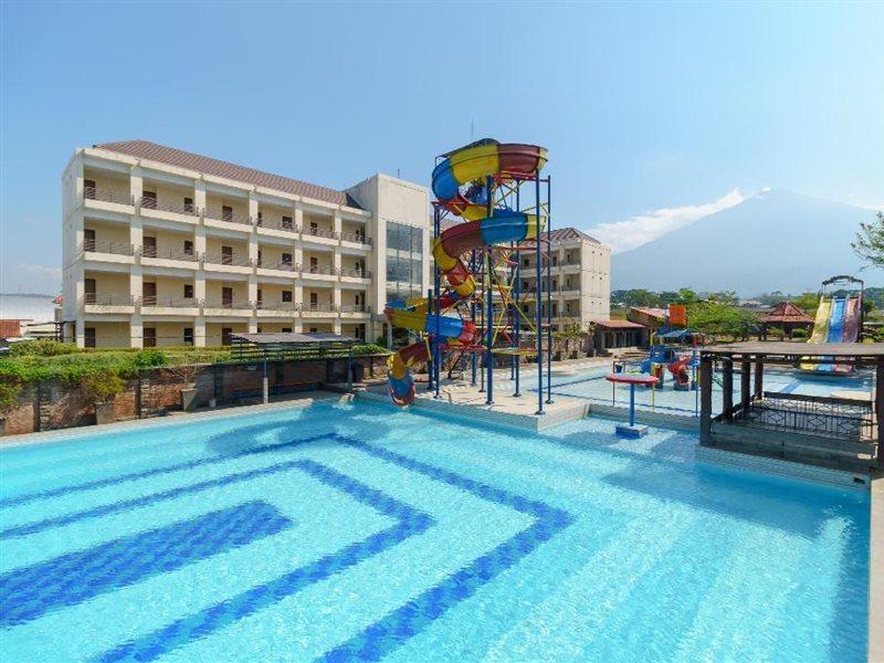 Reddoorz Resort Premium @ Sangkan Hurip Kuningan Eksteriør bilde