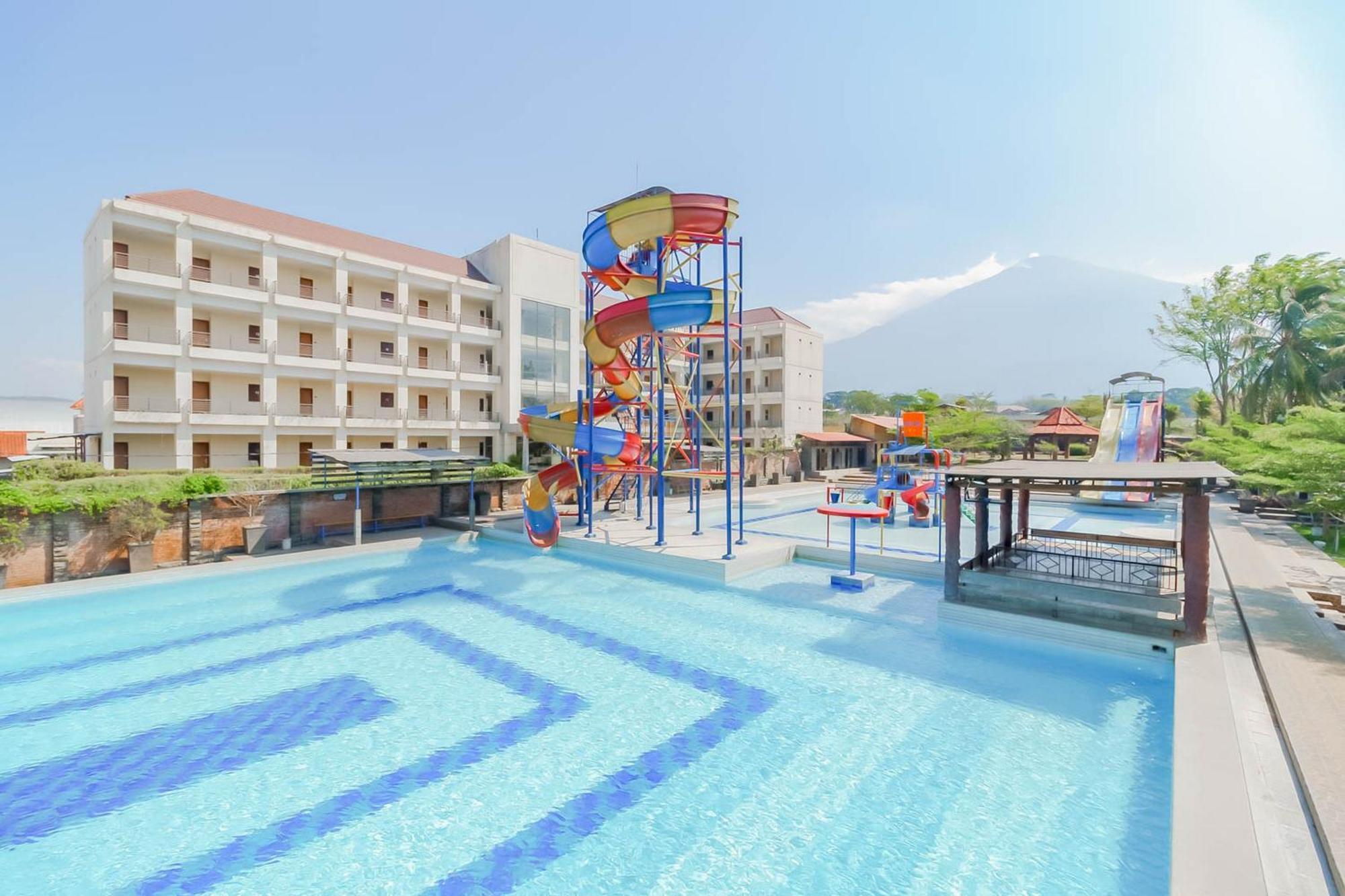 Reddoorz Resort Premium @ Sangkan Hurip Kuningan Eksteriør bilde