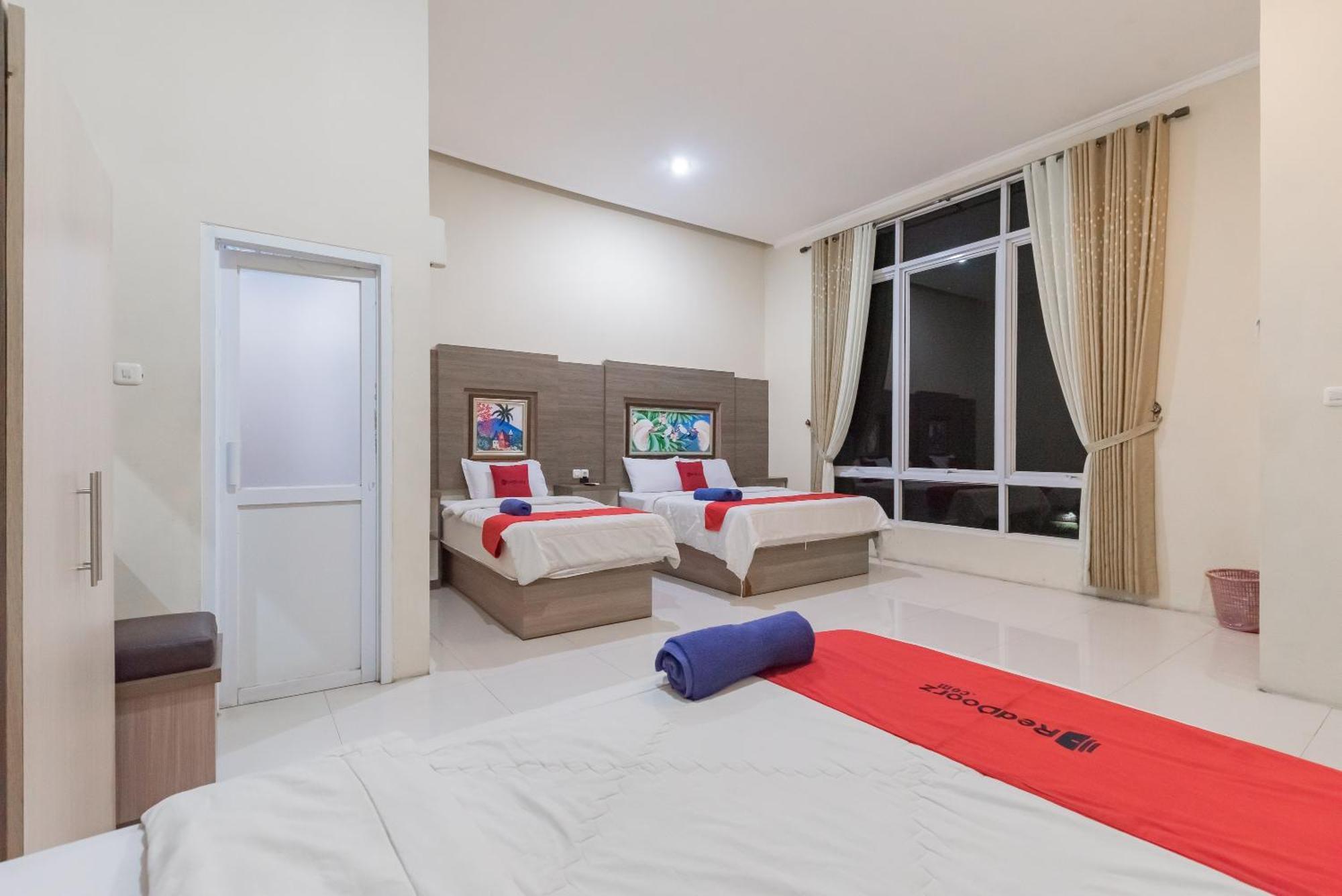 Reddoorz Resort Premium @ Sangkan Hurip Kuningan Eksteriør bilde