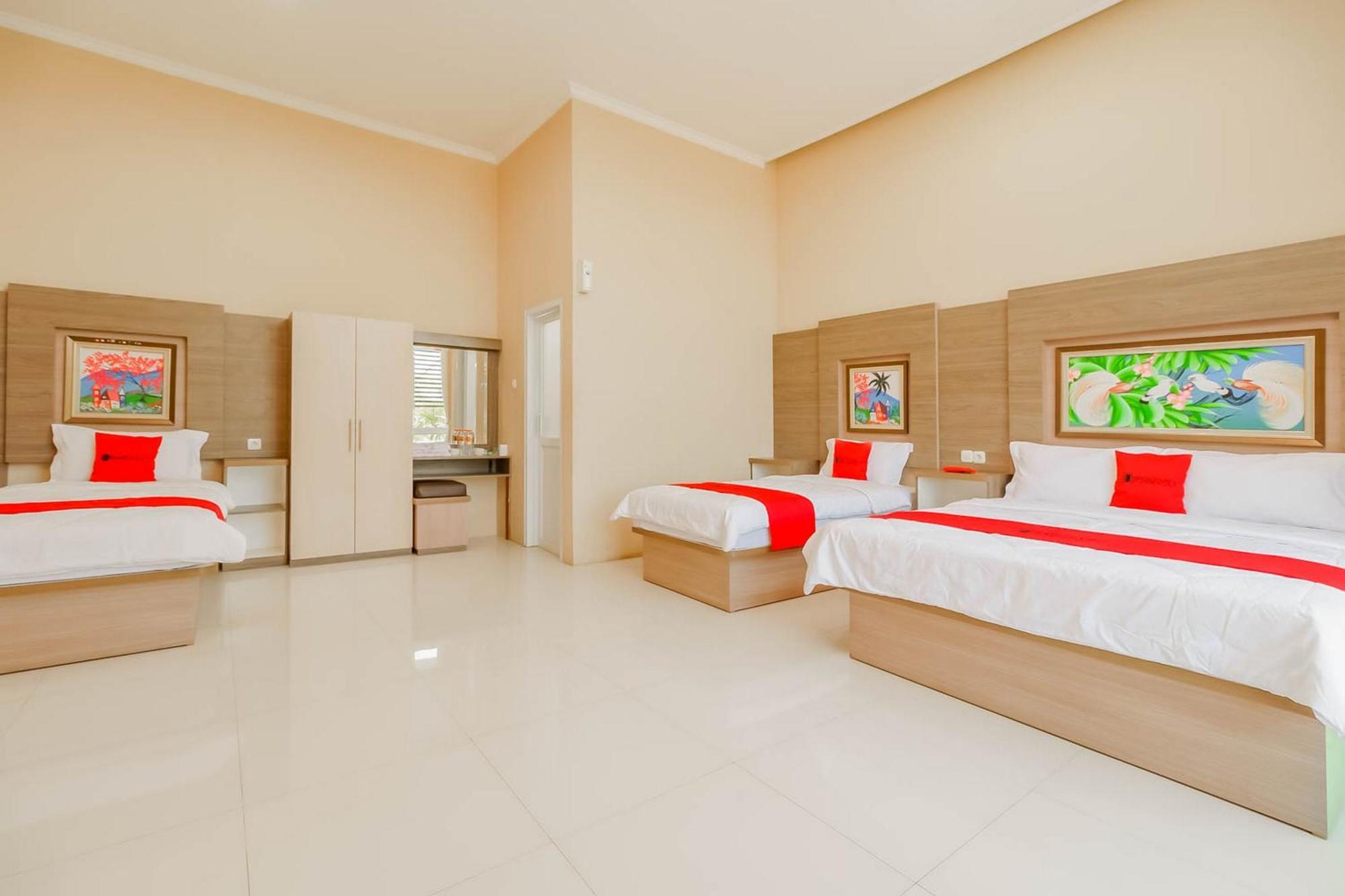 Reddoorz Resort Premium @ Sangkan Hurip Kuningan Eksteriør bilde