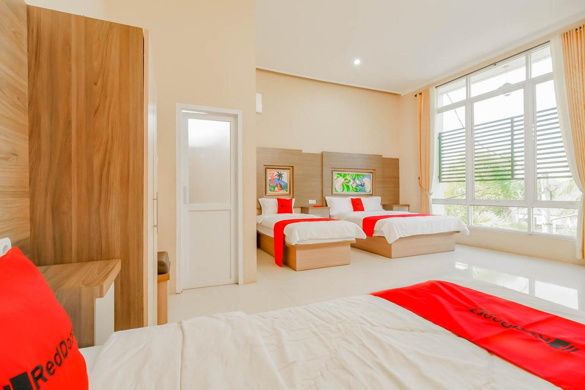 Reddoorz Resort Premium @ Sangkan Hurip Kuningan Eksteriør bilde