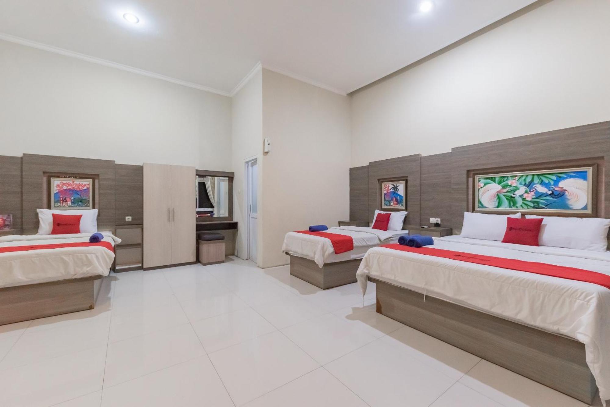 Reddoorz Resort Premium @ Sangkan Hurip Kuningan Eksteriør bilde