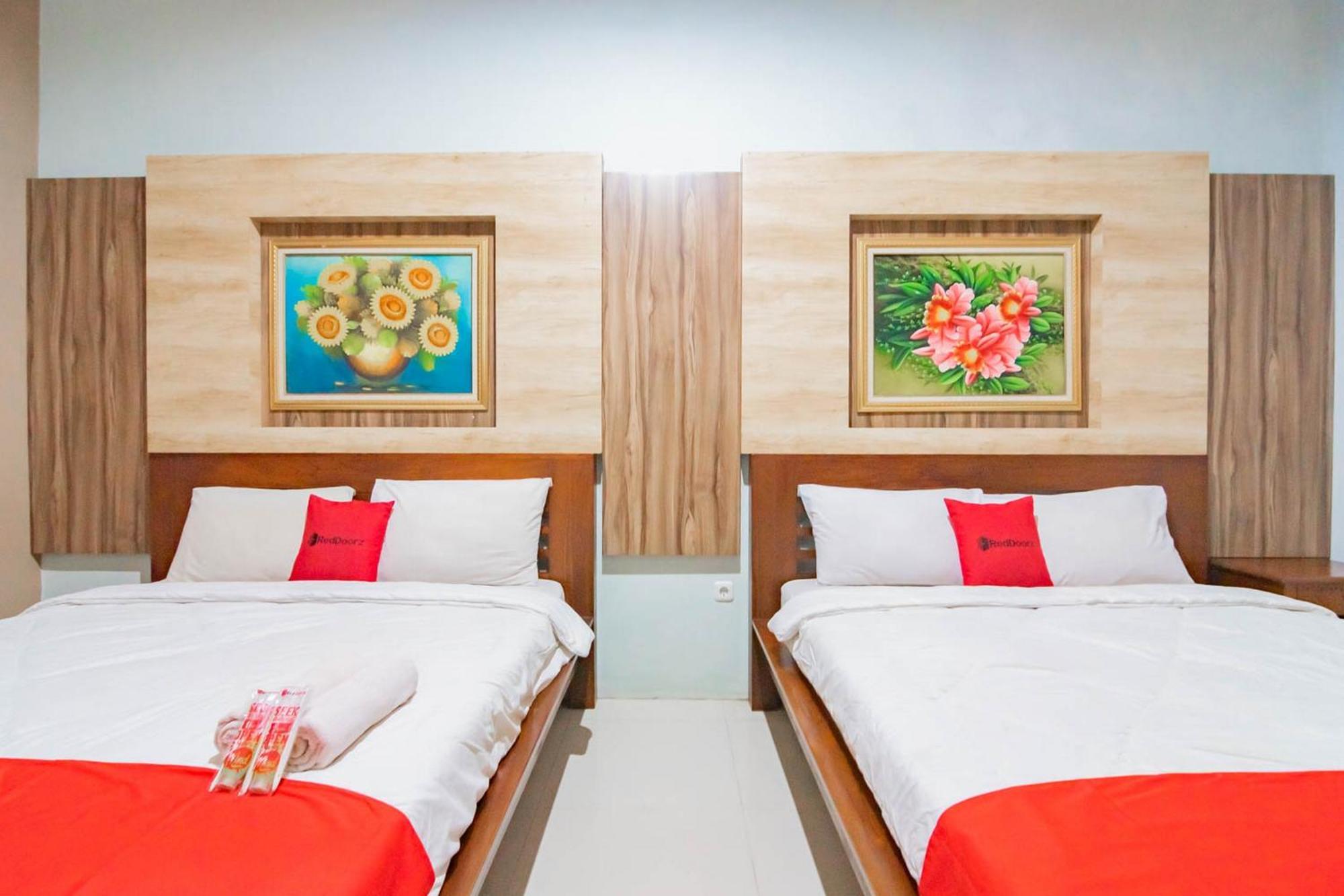Reddoorz Resort Premium @ Sangkan Hurip Kuningan Eksteriør bilde