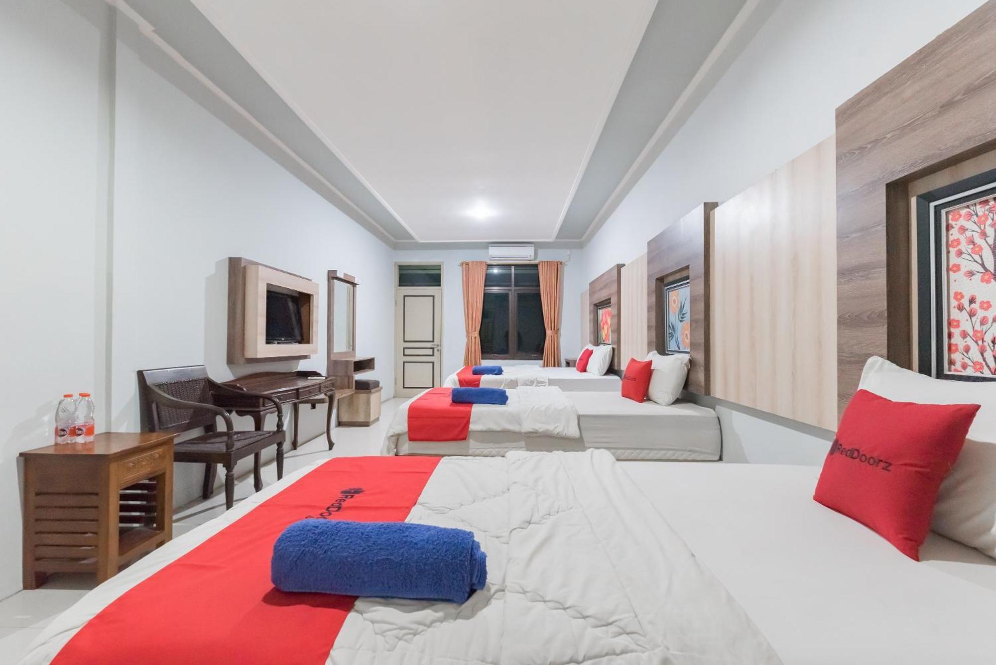 Reddoorz Resort Premium @ Sangkan Hurip Kuningan Eksteriør bilde