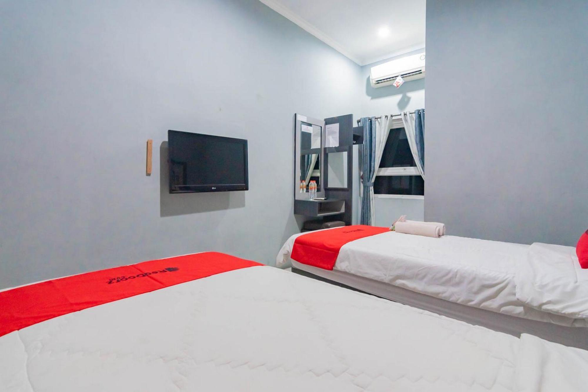 Reddoorz Resort Premium @ Sangkan Hurip Kuningan Eksteriør bilde