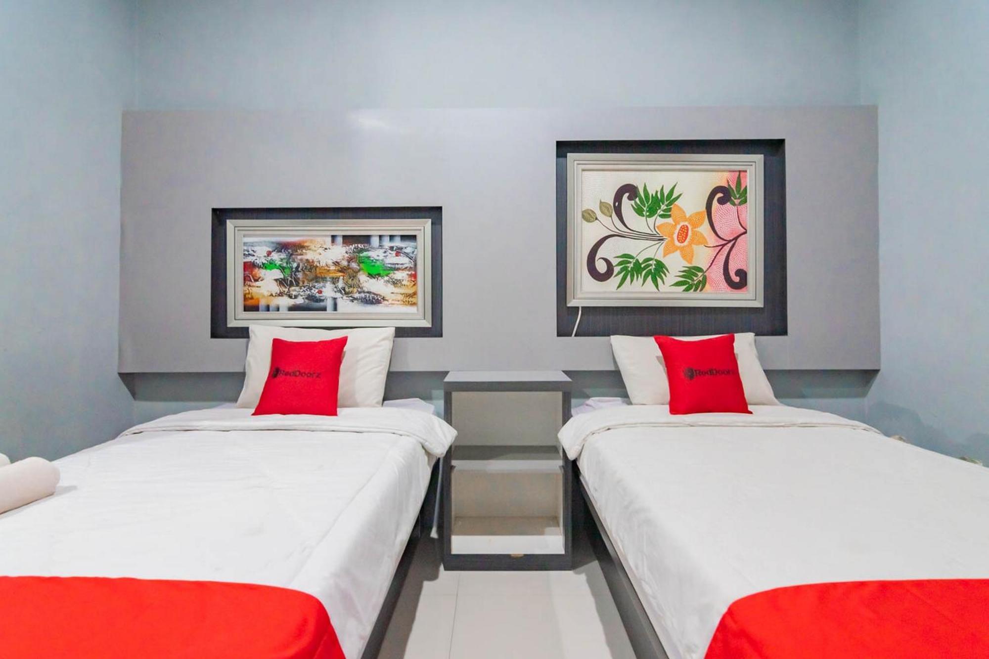 Reddoorz Resort Premium @ Sangkan Hurip Kuningan Eksteriør bilde