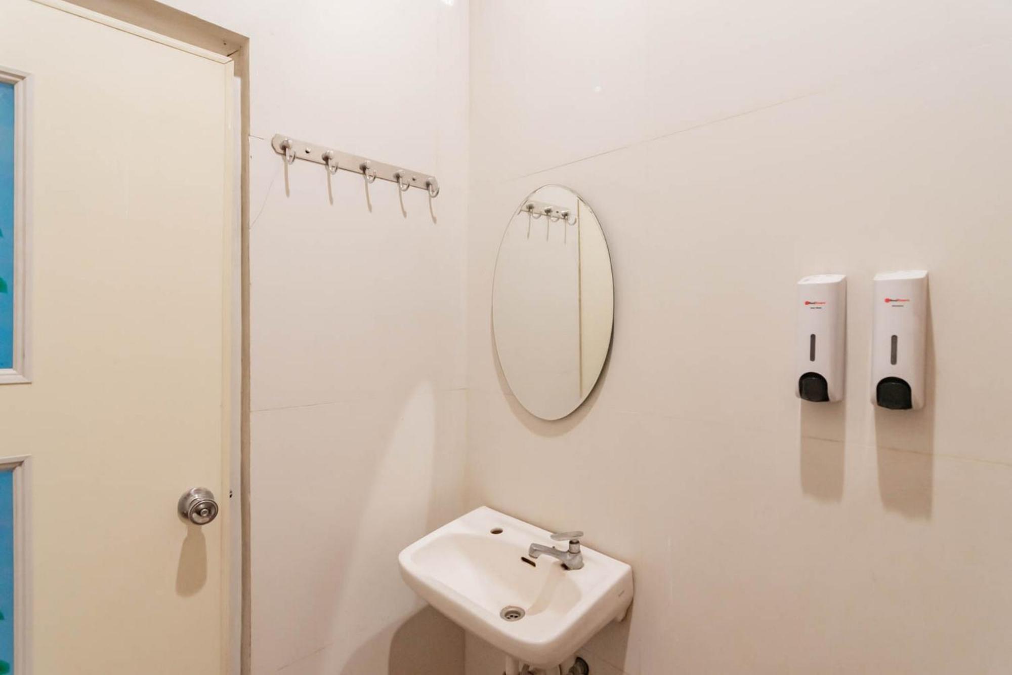 Reddoorz Resort Premium @ Sangkan Hurip Kuningan Eksteriør bilde