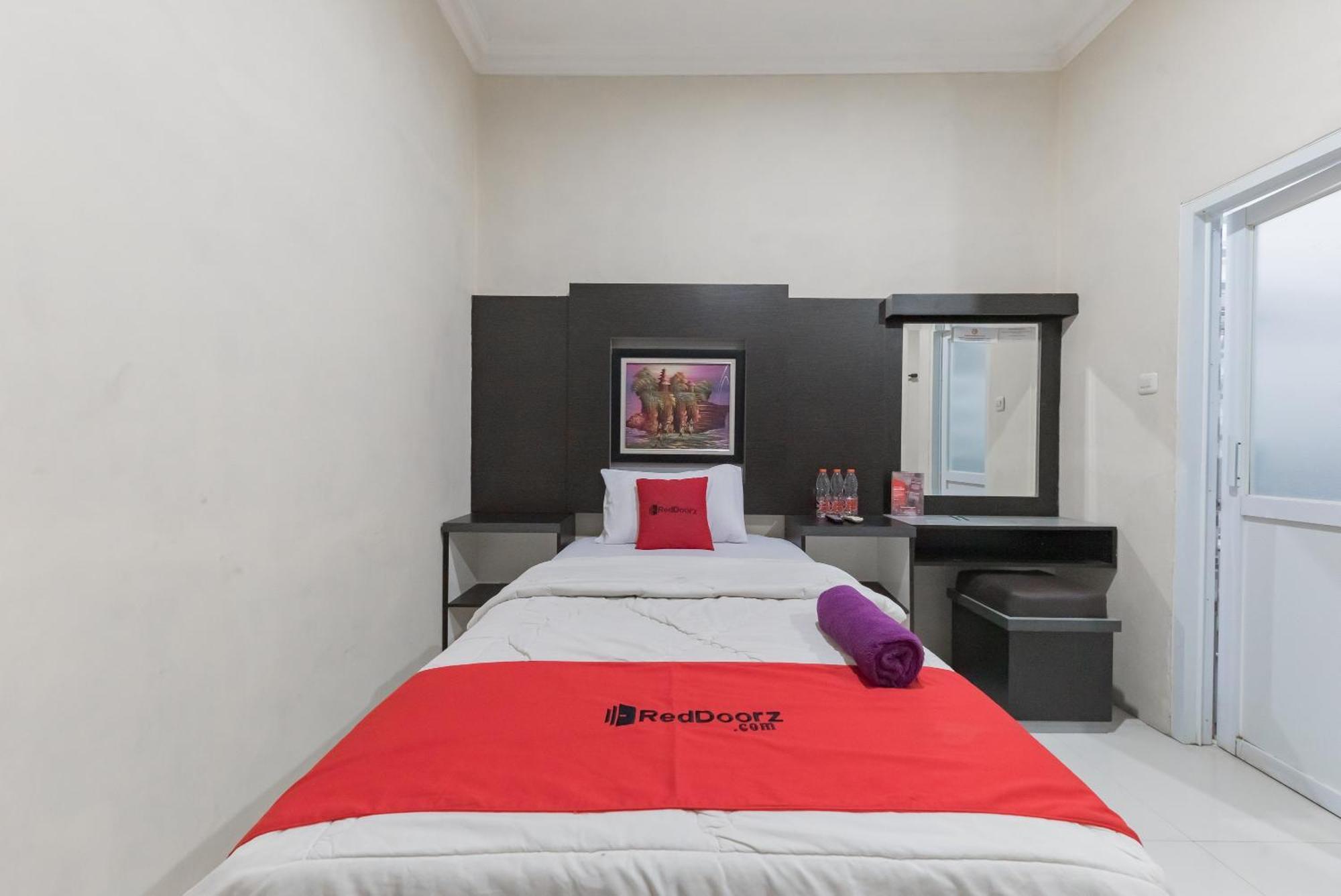 Reddoorz Resort Premium @ Sangkan Hurip Kuningan Eksteriør bilde